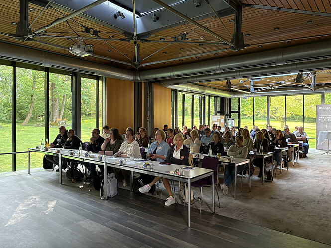 Unsere regionalen Anwendertage bieten eine Plattform für den fachlichen Austausch zu regionalen Themen und Entwicklungen.