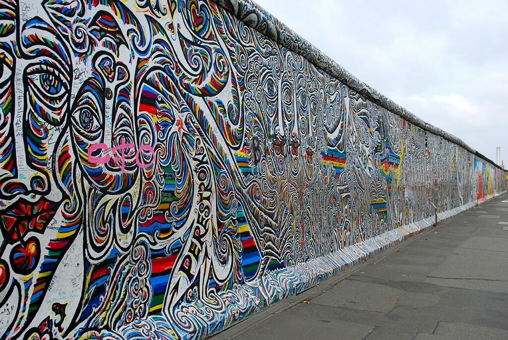 Stiftung Berliner Mauer auf dem Weg zum papierlosen Büro